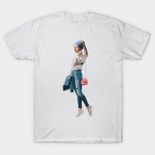 Girl with a pearl T-Shirt